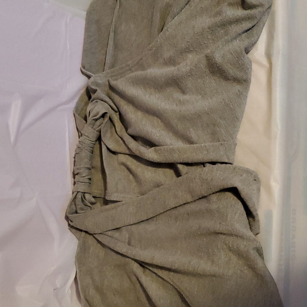Wet Seal sleeveless sweater